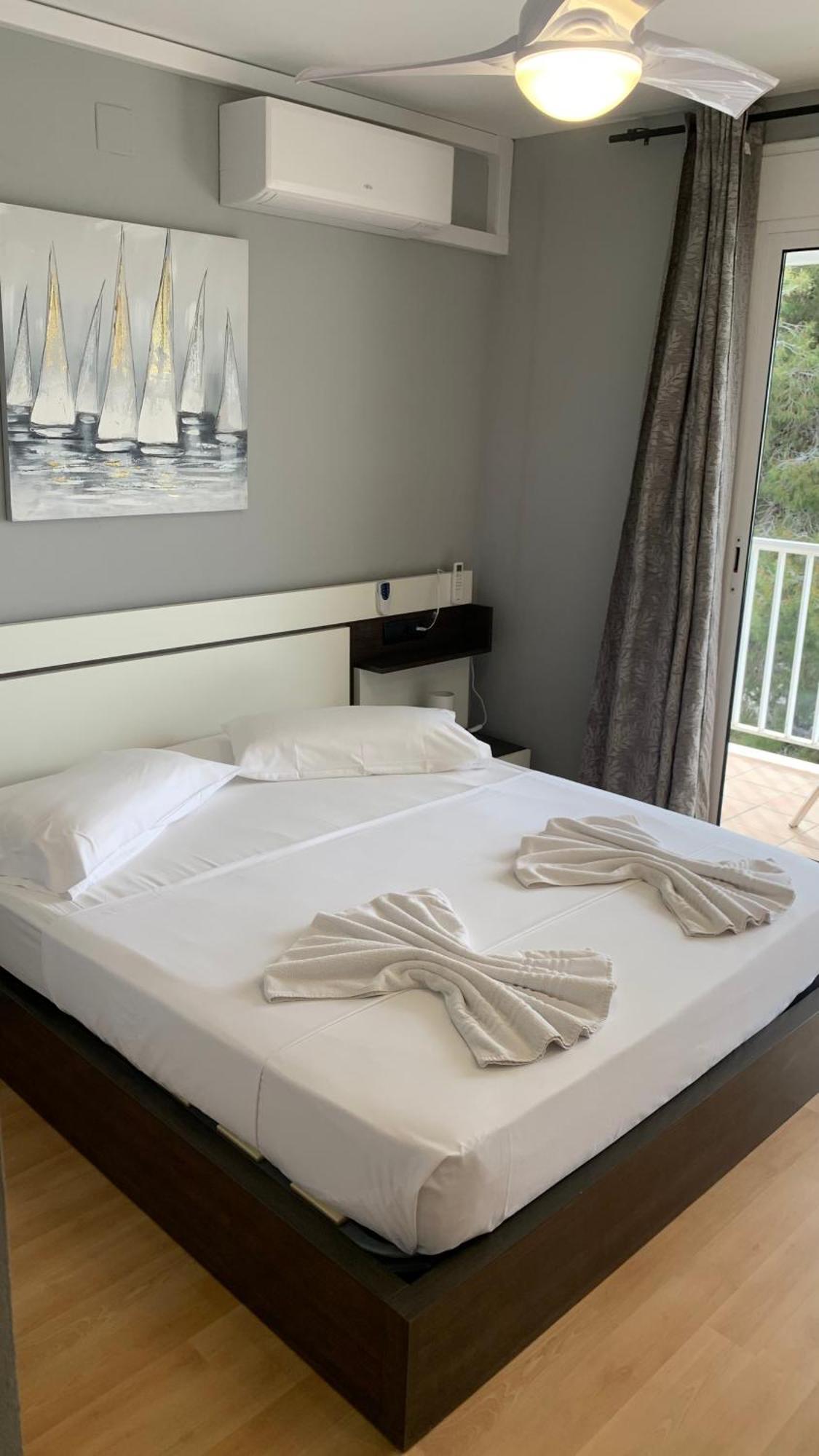 Apartamento Ginette Sunbeach Salou Bagian luar foto